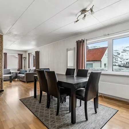 Red House * Hammerfest